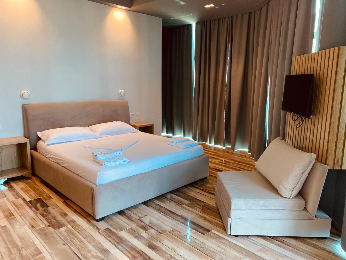 Montecarlo Lungomare Vlorë Eksteriør bilde